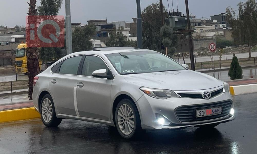 تويوتا أفالون